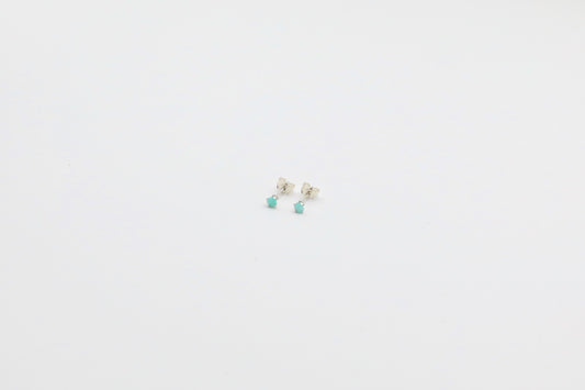 Pair of Amazonite stud earrings in Sterling Silver.
Size: 3mm
