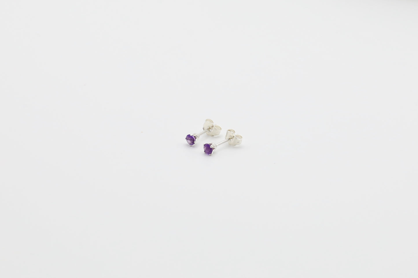 3mm Amethyst stud earrings in Sterling Silver