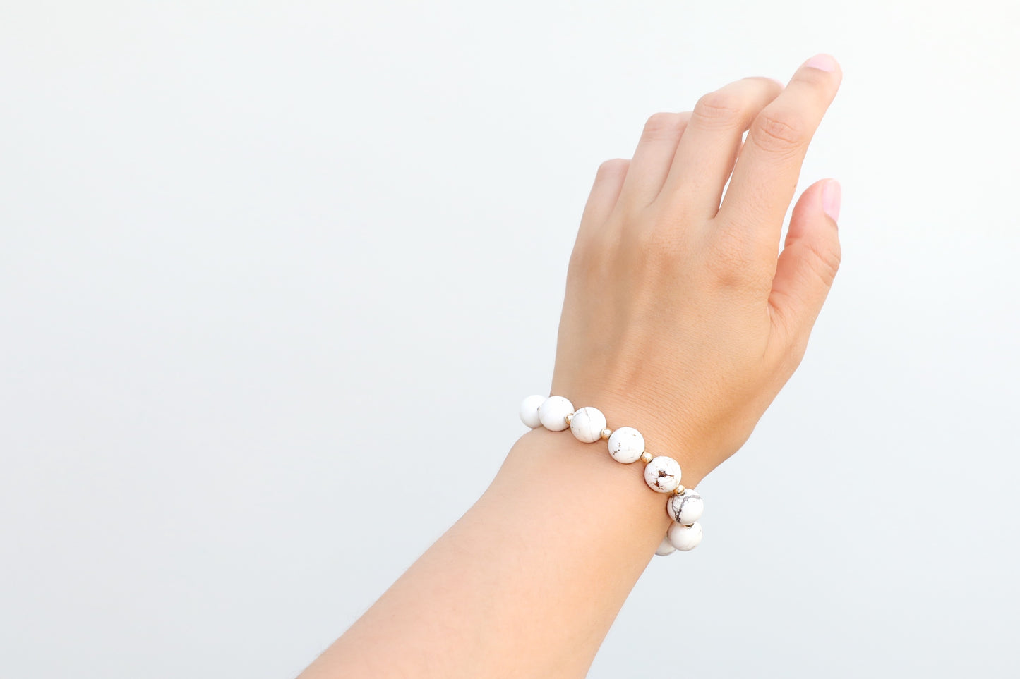 Magnesite bracelet.