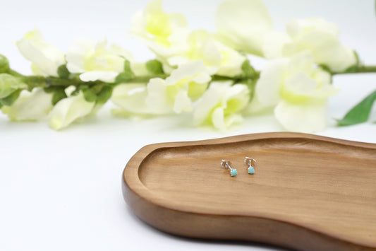 Pair of Amazonite stud earrings in Sterling Silver.
Size: 3mm