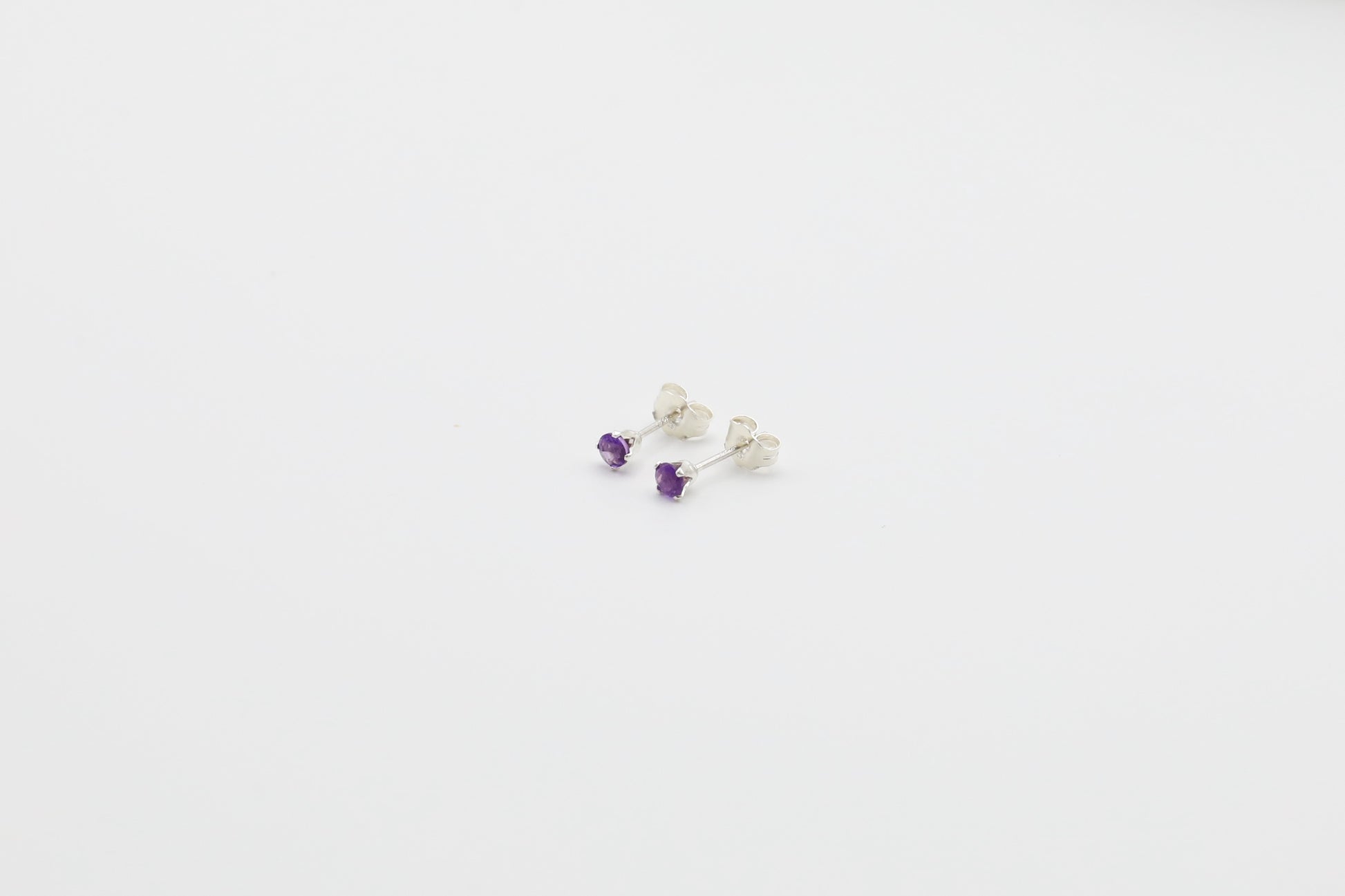 3mm Amethyst stud earrings in Sterling Silver
