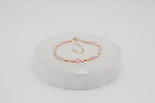 Rose Quartz and Blush Pearls Bracelet in Gold Filled