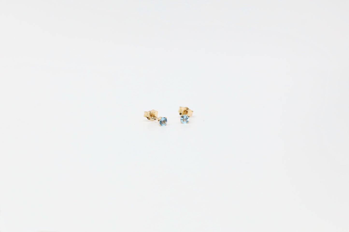 Gold Filled Swiss Blue Topaz studs 3mm