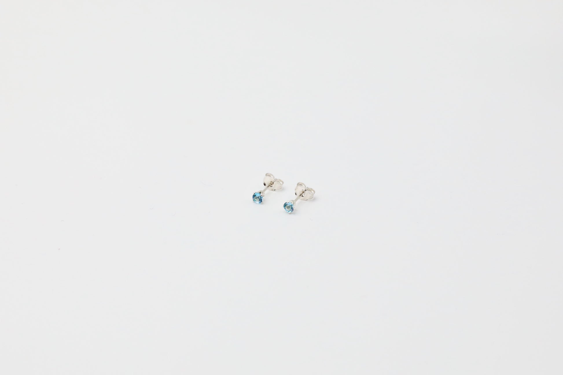 Sterling Silver Swiss Blue Topaz studs 3mm
