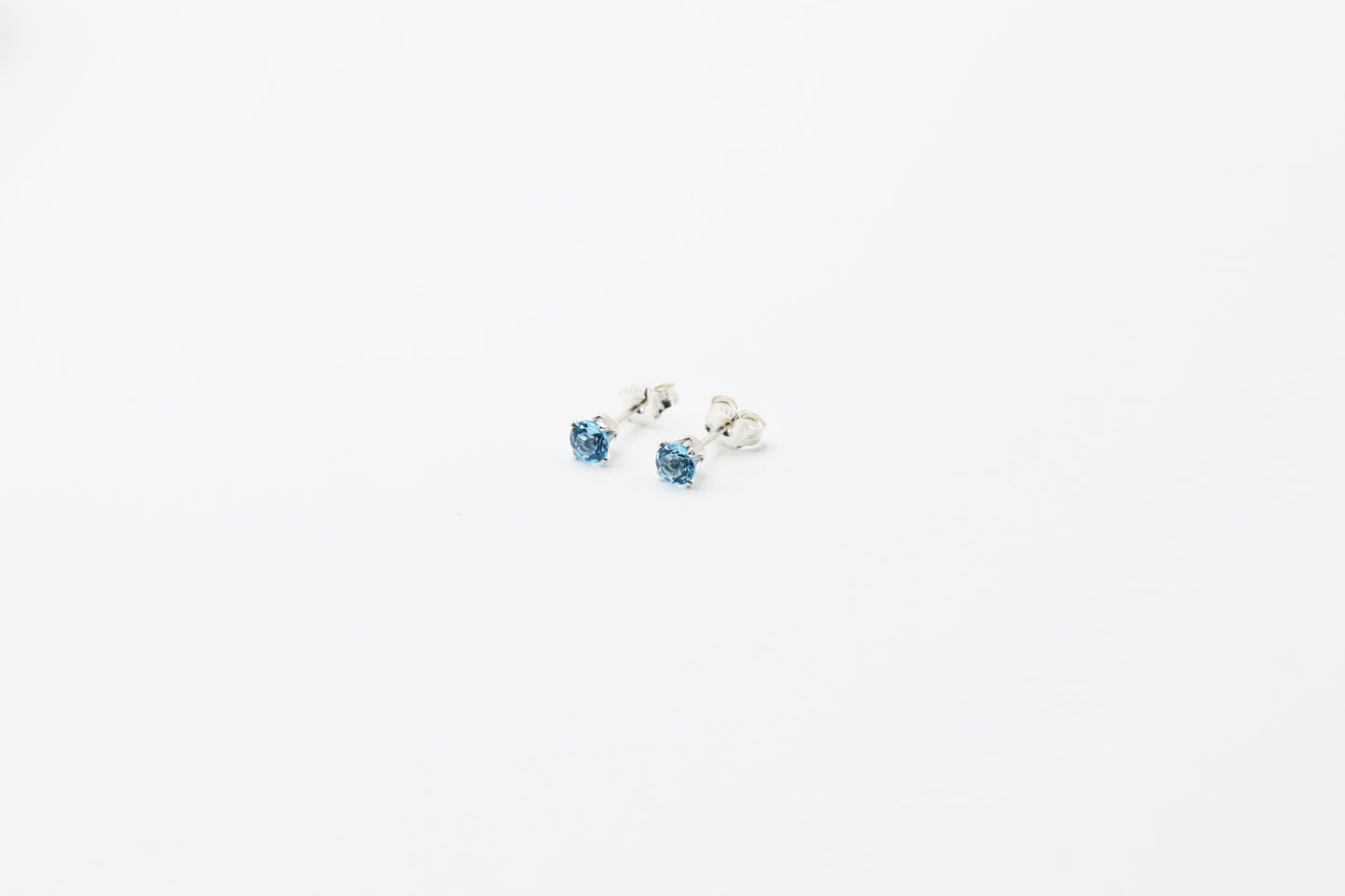 Sterling Silver Swiss Blue Topaz 4mm Studs